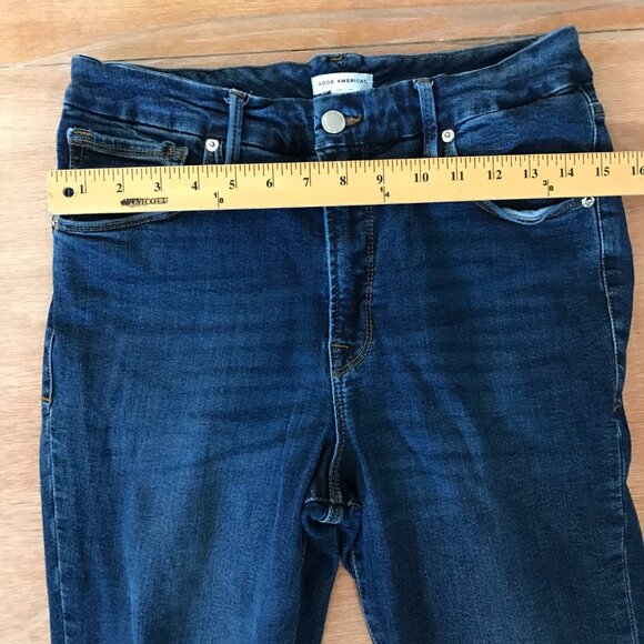 Good American Jeans Women 12/31 Blue Distressed High Rise Dark Wash Stretch - Picture 8 of 9
